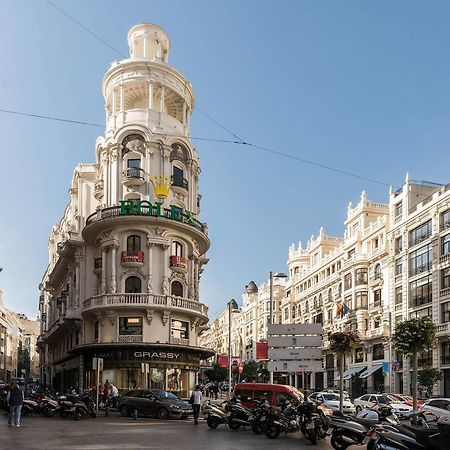 M&F Gran Via 3 Hab Leilighet Madrid Eksteriør bilde